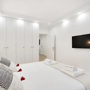  Apartment Trocadero/ Eiffel Tower - 3 Bedrooms- New!